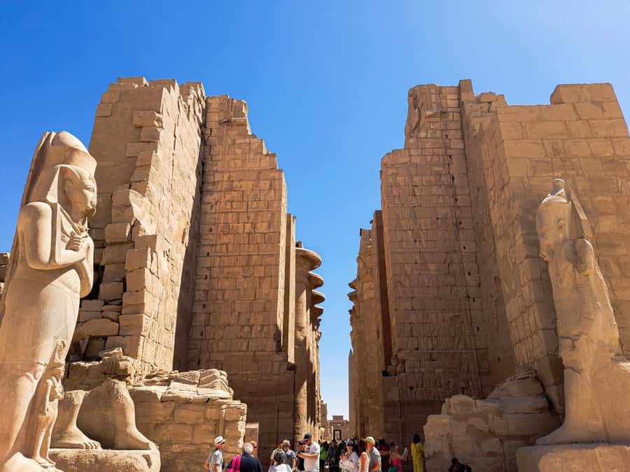 Hurghada: Luxor Highlights All-Inclusive Tour & Balloon Ride - Drivers, guides, and how the private format works