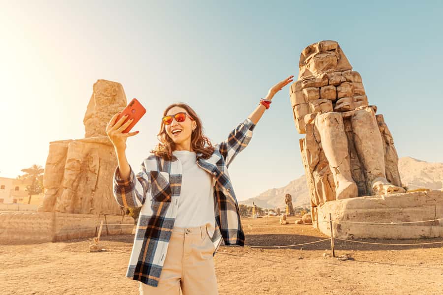 Hurghada: Luxor Hot Air Balloon Ride and Day Tour With Meals - Sunrise above the Valley of the Kings