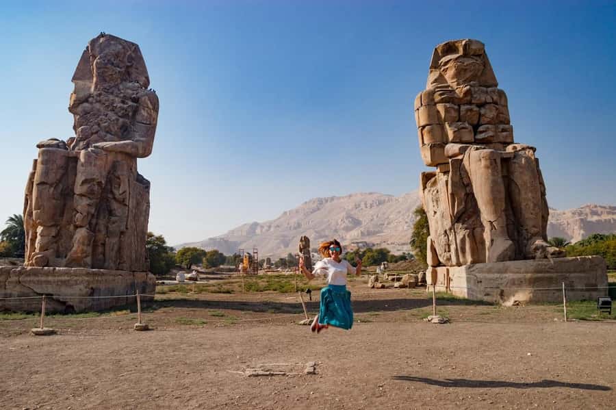 Hurghada: Luxor Tour with Valley of Kings, Karnak & Tut Tomb - Guides, group size, and the feel of the day