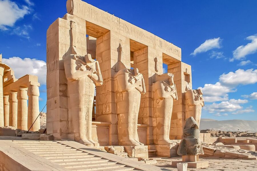 Hurghada: Luxor Valley of the Kings & Tutankhamun Tomb Trip - Heat, comfort, and what to pack