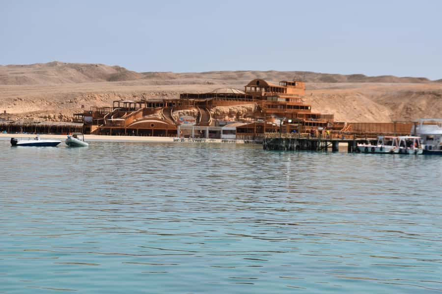 Hurghada: Luxury Giftun island w/snorkeling/lunch & Massage - Should You Book the Giftun Island Yacht Trip?
