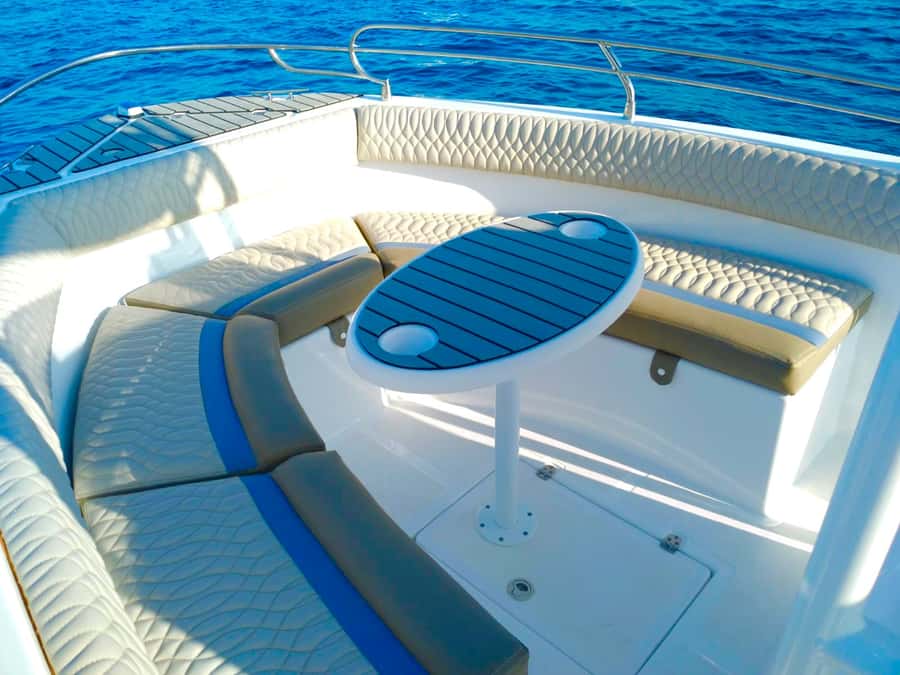 Hurghada: Orange Bay Dolphin Watching, Snorkeling & Lunch - Orange Bay and the Giftun Island stop