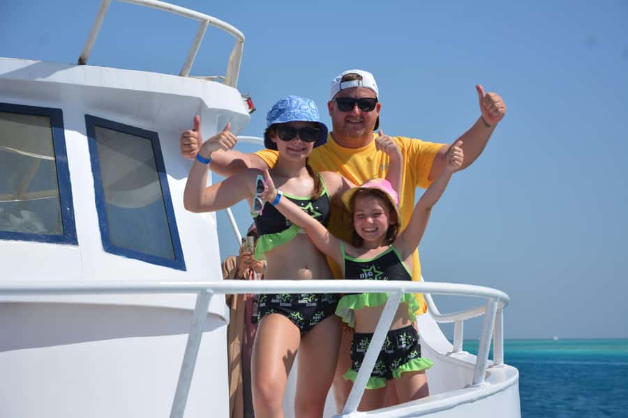 Hurghada: Orange Bay Island Boat Trip w/ Breakfast and Lunch - The boat, service, and general atmosphere