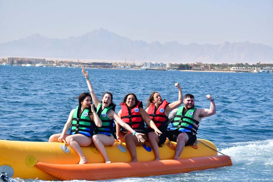 Hurghada: Orange Bay Island with breakfast, lunch & watersports - Getting to the boat from Hurghada