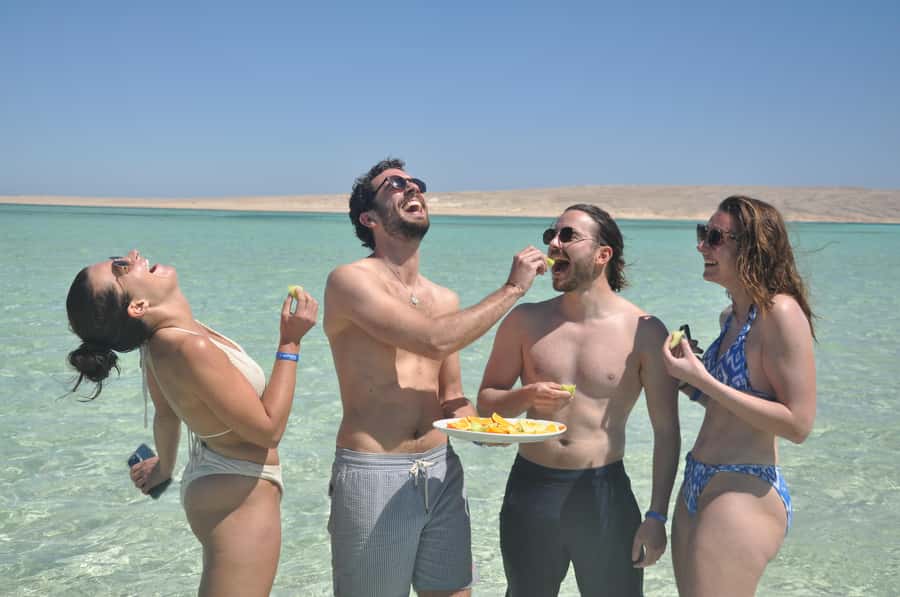 Hurghada: Private Speedboat Adventure with Snacks & Pick-up - Giftun Islands, sandbanks, and quieter beach stops