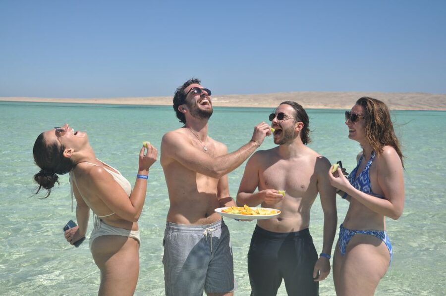 Hurghada: Private Speedboat Adventure with Snacks & Pick-up - The guides make the difference
