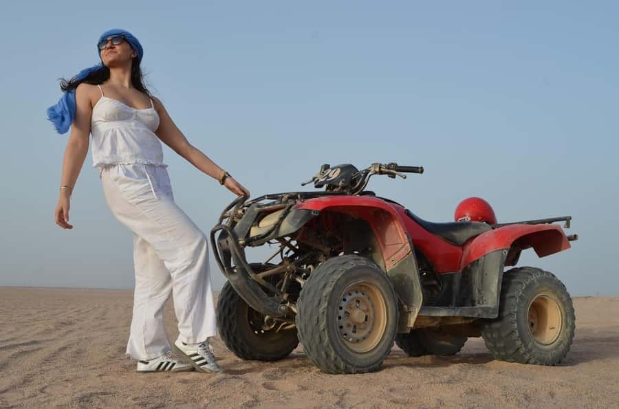 Hurghada: Quad and Buggy Safari with Dinner and Show - Guides, safety, and family suitability