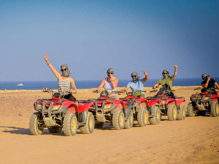 Hurghada: Quad Bike, Camel, Show, Dinner, & Stargazing Trip - Guides, photos, and the human side of the outing