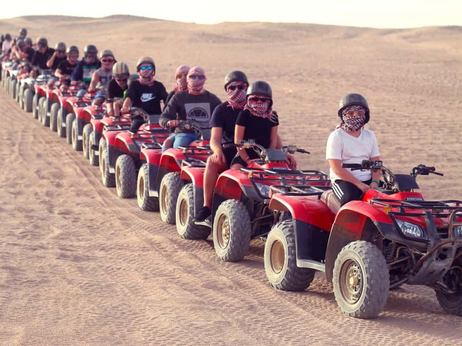 Hurghada: Quad Bike Tour of the Desert and Red Sea - Sunset adds dinner, dancing, and stars