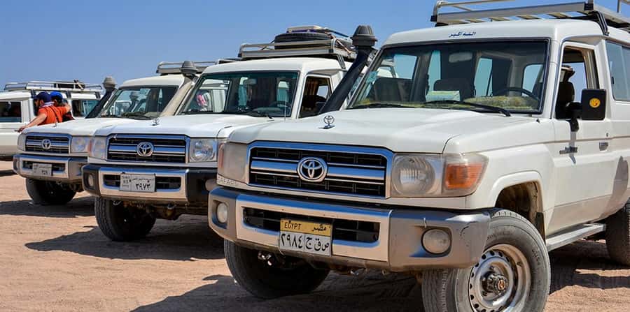Hurghada: Safari Jeep, Buggy, Camel, Quad, Bedouin Dinner - The 4WD Ride Into the Desert