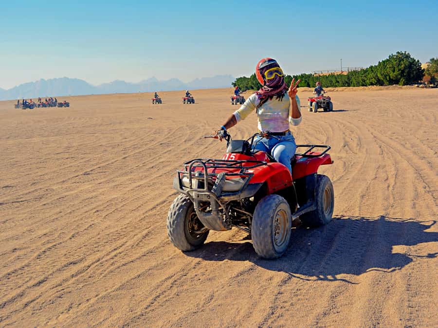 Hurghada: Safari Jeep, Quad, Buggy, Camel Ride & BBQ Dinner - Leaving Hurghada for the Sahara