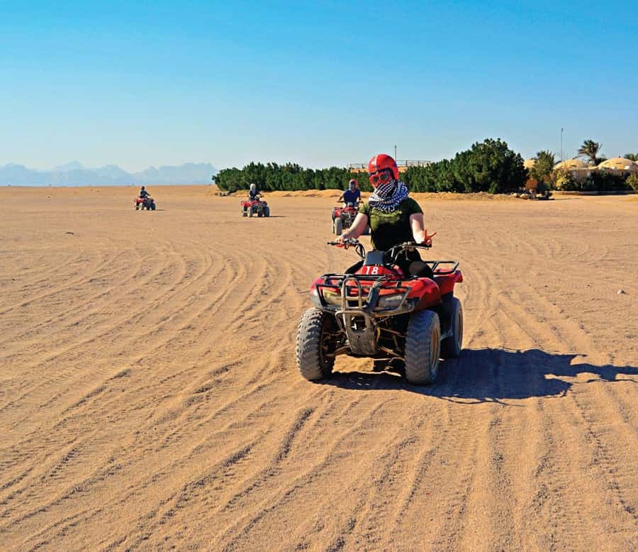 Hurghada: Safari Jeep, Quad, Buggy, Camel Ride & BBQ Dinner - A five-minute camel ride and desert views