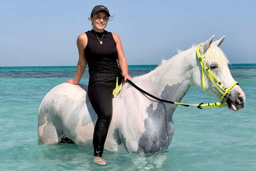 Hurghada: Sea & Desert Horse Riding tour/w Swimming&Transfer - What horse swimming is really like