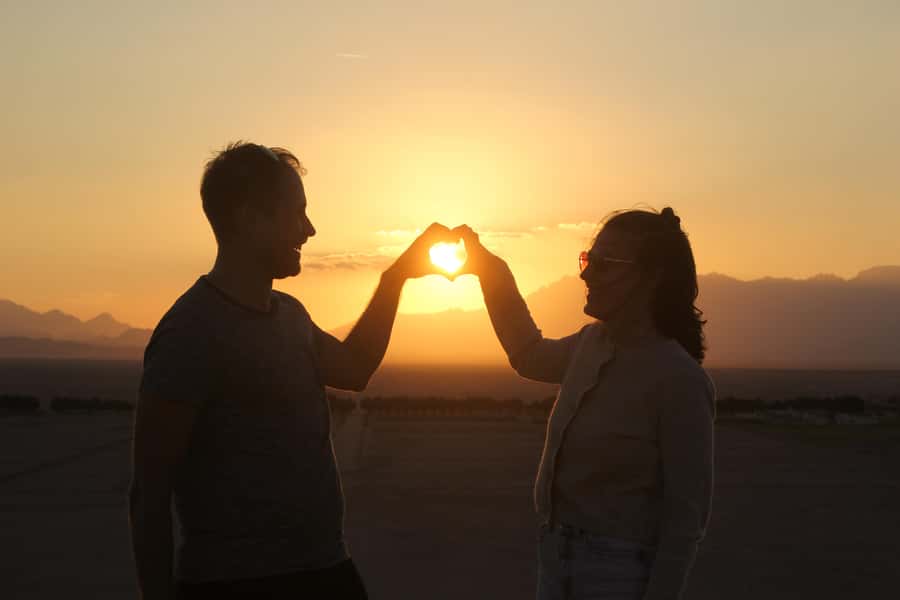 Hurghada: Star Stargazing Desert Adventure by Jeep & Dinner - Dinner by candlelight in the desert