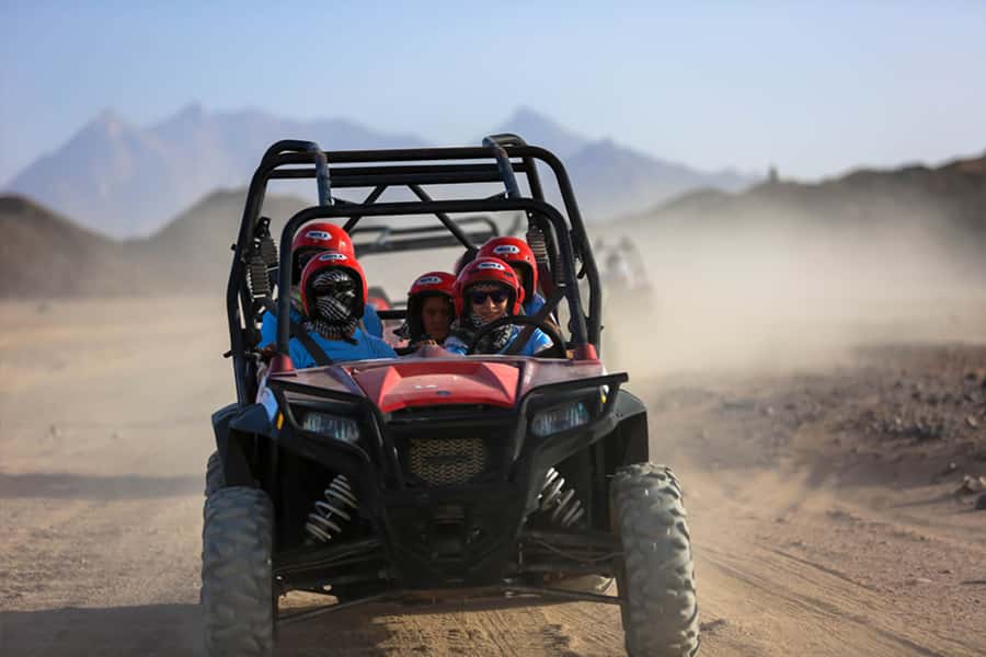 Hurghada: Sunset Desert Safari by Dune Buggy - Watching the sun set over the sand