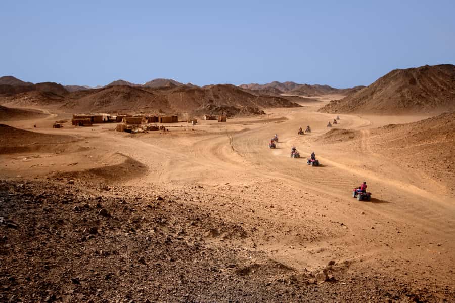 Hurghada: Sunset Quad Bike, Camel w/ Opt Stargazing and BBQ - BBQ, dancing, and an uncomplicated desert evening