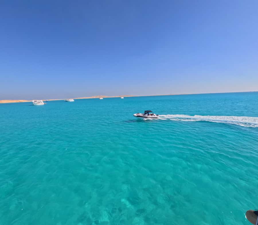 Hurghada: Turtle Bay Speedboat Tour with Snorkeling - What the add-ons really add
