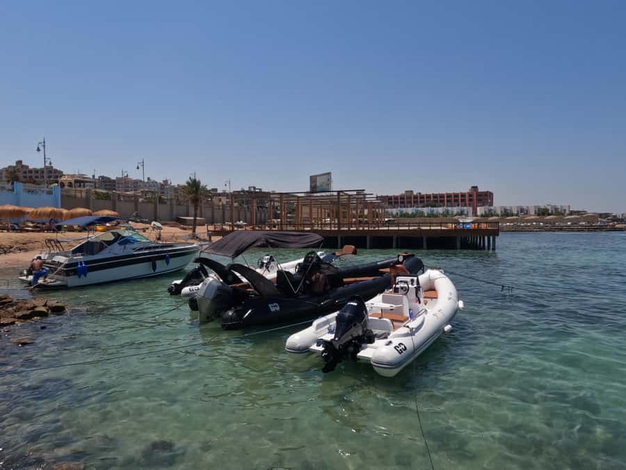 Hurghada: White Island Speedboat Tour, Snorkeling, & Lunch - What the $180 price really buys you
