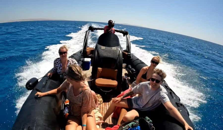 Hurghada: White Island Speedboat Tour, Snorkeling, & Lunch - From hotel pickup to the Hurghada marina