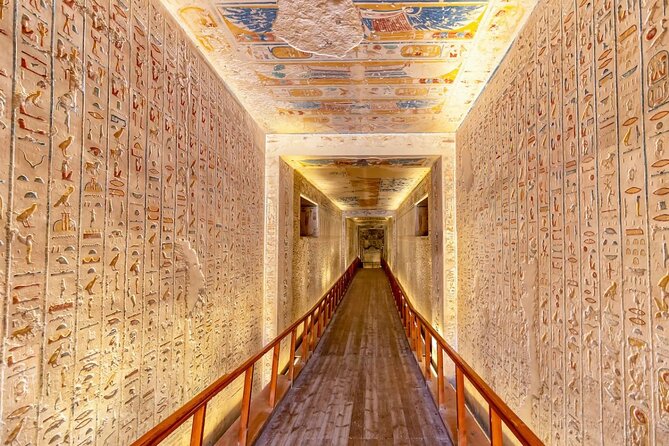 Luxor Day Tour: Explore Valley of Kings, Queens, Hatshepsut& More - Colossi of Memnon: a short stop with giant scale