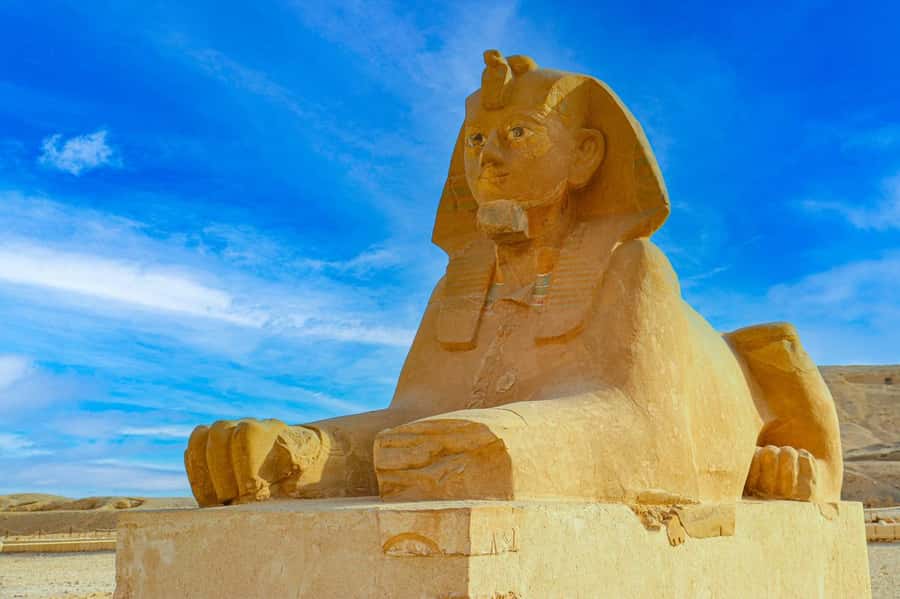 Luxor Day Trip from Hurghada Small Group & Tutankhamun Tomb - Guides are the real variable