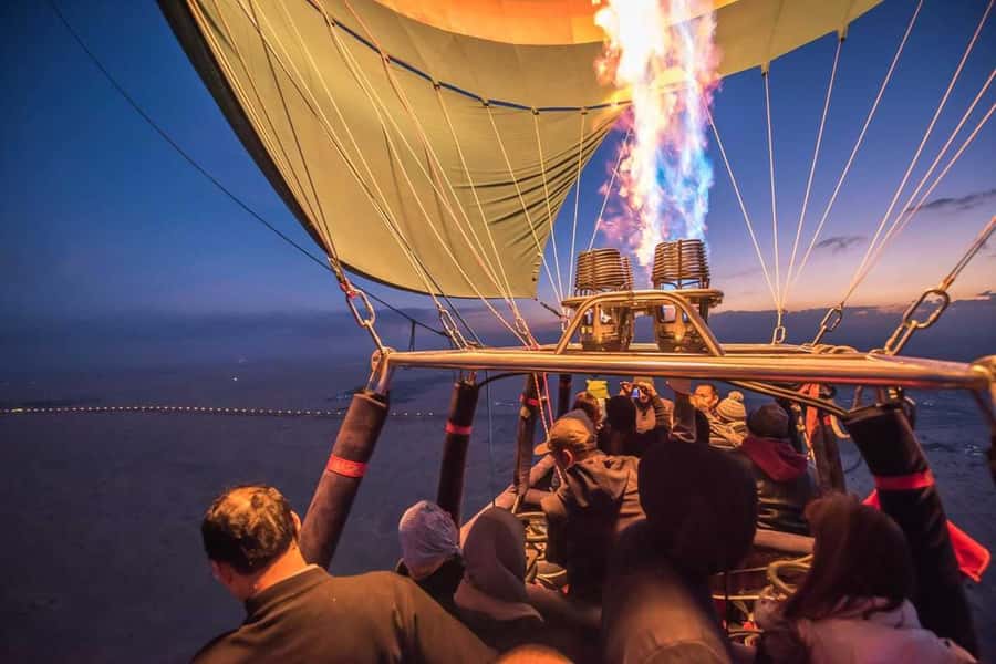 Luxor: Deluxe Sunrise Hot Air Balloon - Forty-five minutes above the West Bank