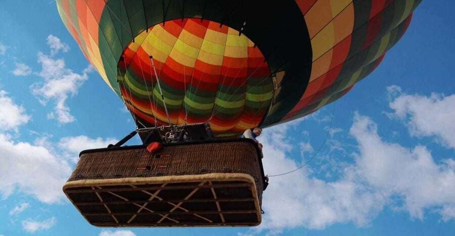 Luxor: Deluxe Sunrise Hot Air Balloon - Landing, certificate, and the trip back