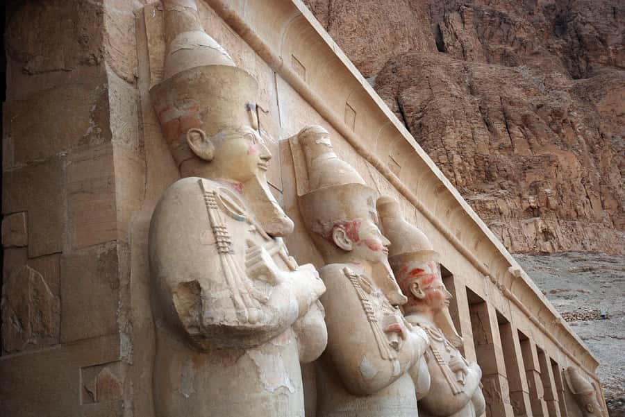 Luxor: East and West Bank Private Full-Day Tour - Luxor Temple after the bigger monuments