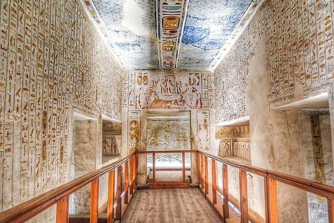 Luxor East and West Bank: Valley of the kings, Habu Temple,Karnak&Luxor Temples - Hatshepsut’s temple at Deir el Bahari
