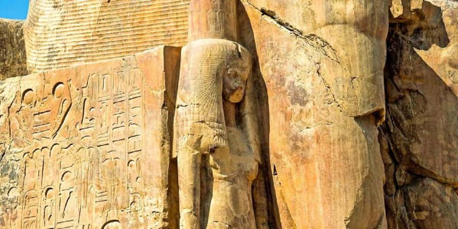 Luxor: Habu, Deir El Medina, Shared tour, Guide, and Lunch - Picking the right guide