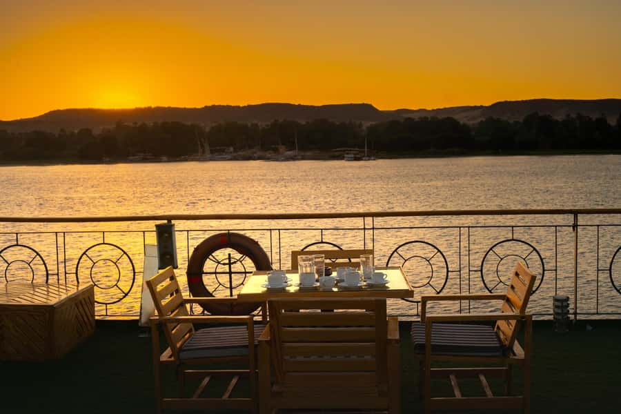 Luxor: One-night Nile Cruise to Aswan with Transfer - Price and value at $500 per person