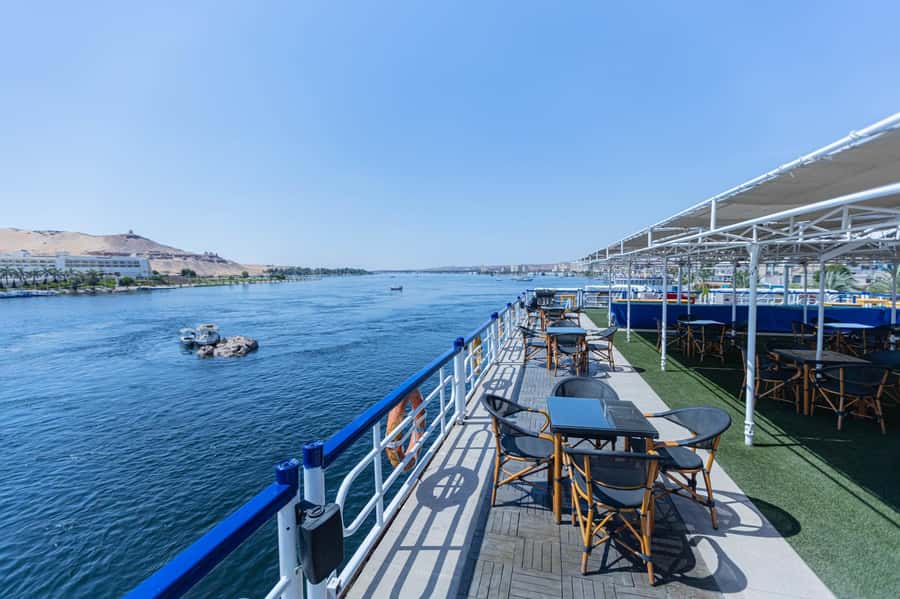 Luxor: One-night Nile Cruise to Aswan with Transfer - Pickup, communication, and useful planning