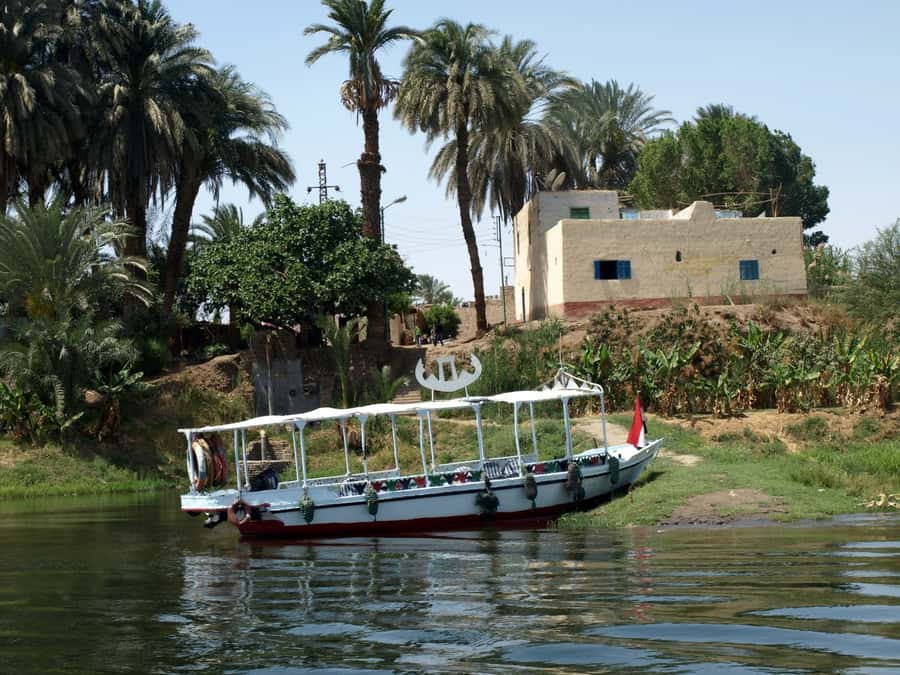 Luxor: Private Felucca Boat Trip with Hotel Pickup - What happens if there is no wind