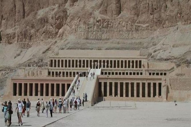 Luxor Private Full-Day Tour: Discover the East and West Banks of the Nile - The Valley of the Kings: two hours among royal tombs