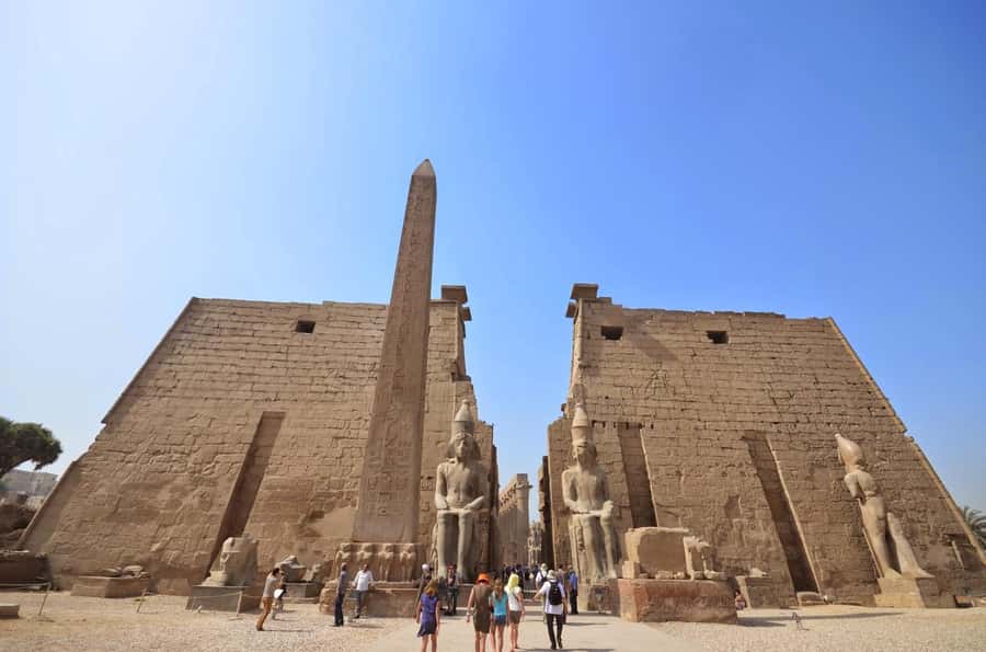 Luxor: West & East Banks & Tut's Tomb Private Full-Day Tour - Why this private Luxor day works