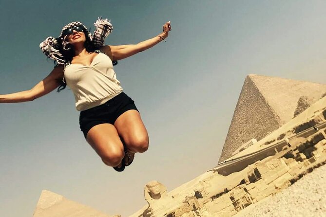 Luxury Private Tour Giza Pyramids ,Egyptian Museum and Bazaars - The local shop stop around Giza