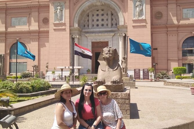 Luxury Private Tour Giza Pyramids ,Egyptian Museum and Bazaars - If your booking is really for Alexandria