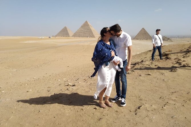 Luxury Private Tour Giza pyramids ,Sphinx ,Camel Rid and Lunch - The guide can shape the whole experience