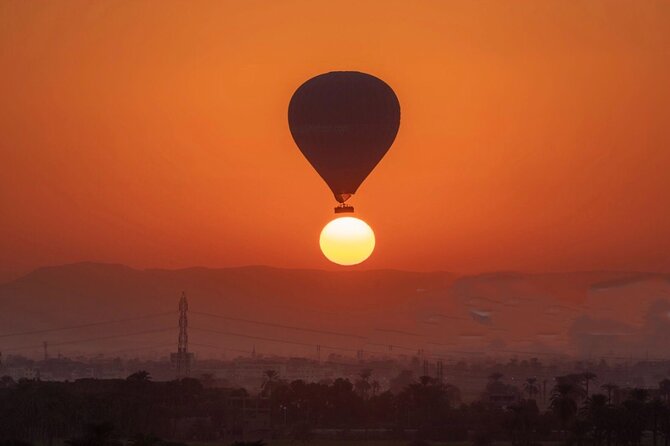 Luxury Sunrise Balloon Ride in Luxor with Hotel Pickup - A large basket, steady flight, and the landing