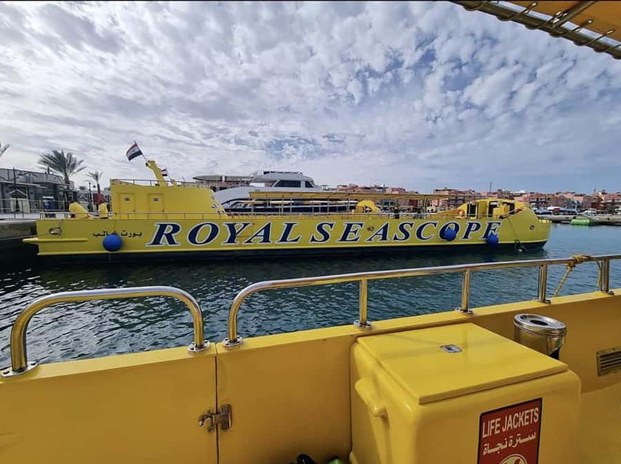 Makadi Bay: Royal Seascope Submarine Cruise & Snorkel stop - How the two-hour schedule works