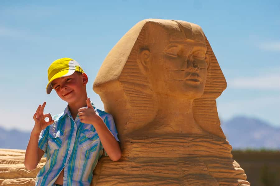 Mini Egypt Private Tour with Transfers & Pedal Boat Ride - Photos, shopping, and small pressures at the end