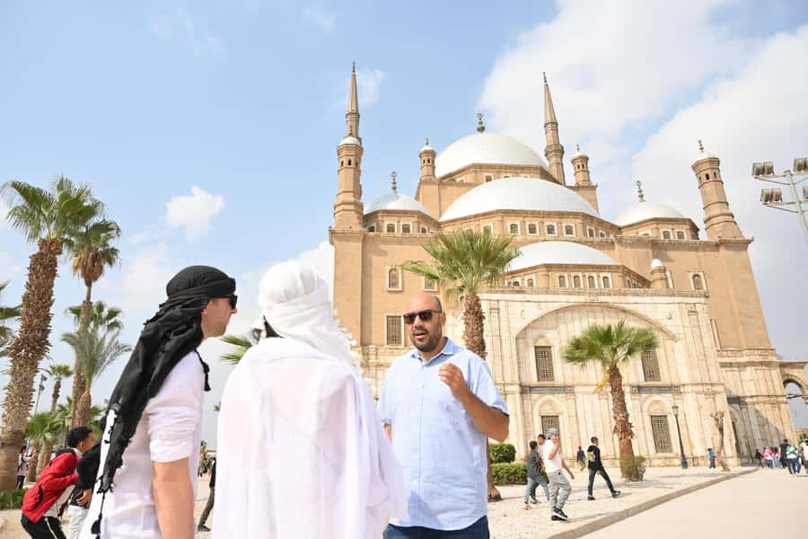Old Cairo: Full-Day Islamic and Coptic Cairo Tour with Lunch - Pickup and the ride across Cairo