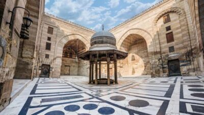 Old Cairo Guided Walk Tour: History, Culture & Street Bites