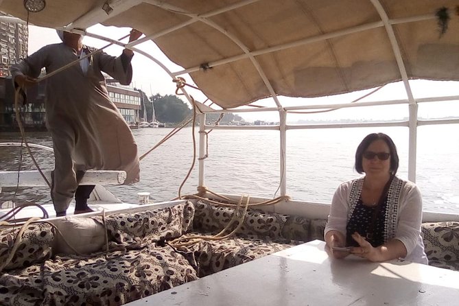 Private 60 min Felucca Ride on Nile and lunch in Cairo - Private transport makes a short tour easier