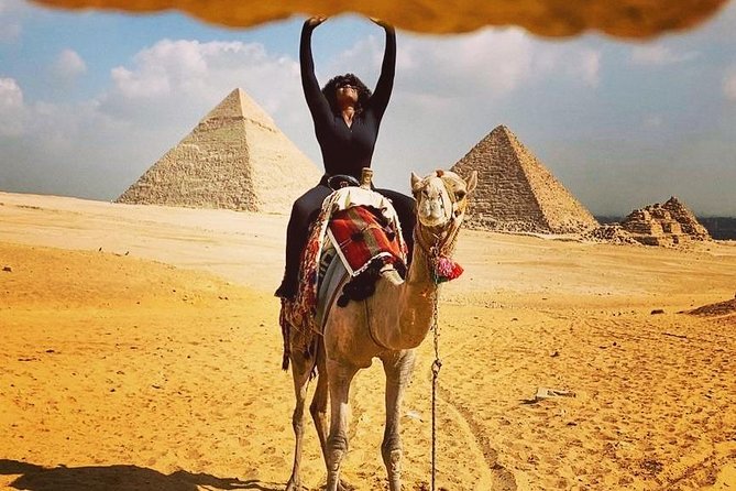 Private 8 Hours Special Customizable Cairo-Giza in one Day with Egyptologist - Giza: the classic first look at the pyramids