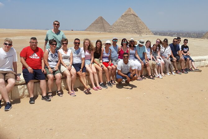 Private All INC-Pyramids,Sphinx,Egyptian Museum,Camel Ride(1 Hour)Lunch& Bazaar - Private transport makes the long route easier