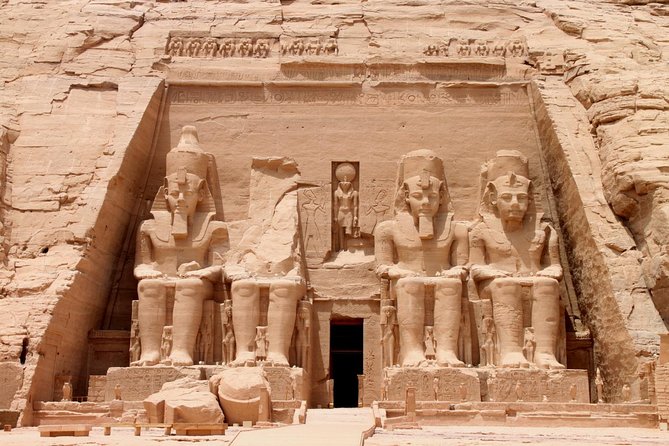 Private Cairo Aswan Luxor 8 days 7 nights with Nile Cruise - Cairo begins with the Pyramids of Giza