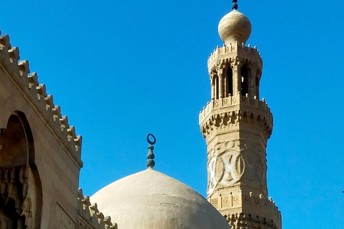 Private Cairo Best tour Pyramids ,Museum, Old Cairo and bazaar - Who should book this experience?