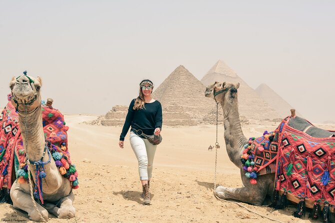 Private Car rent from Cairo: 8 hours with driver - A private car for a Cairo day shaped around you