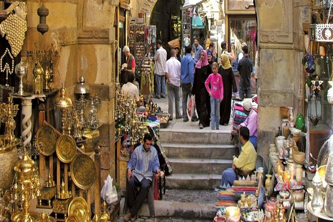 Private Day Tour of Giza Pyramids, Egyptian Museum, and Bazaar" - Lunch, timing, and the long day